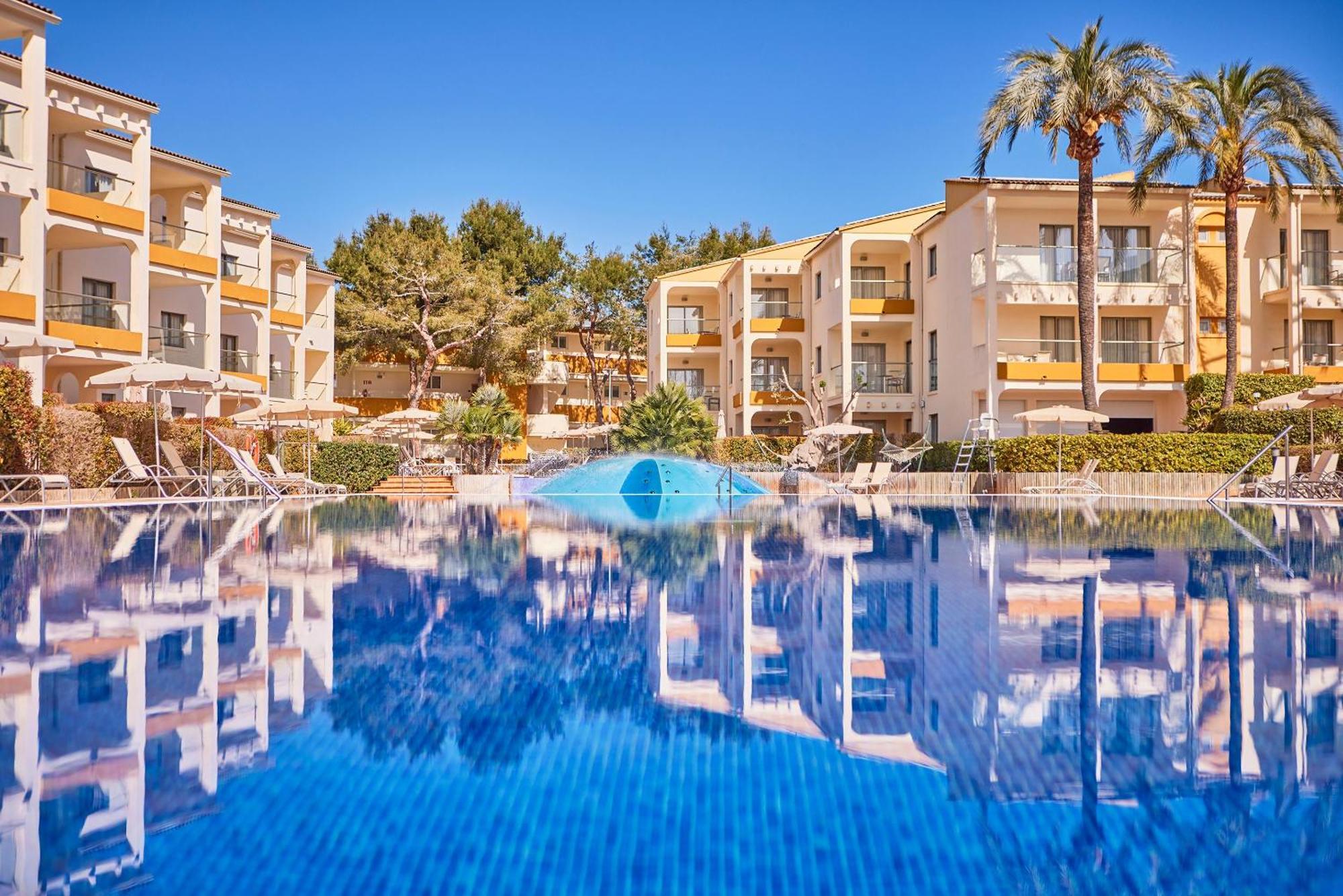 Zafiro Tropic Aparthotel Пуерто де ла Аркудия Екстериор снимка