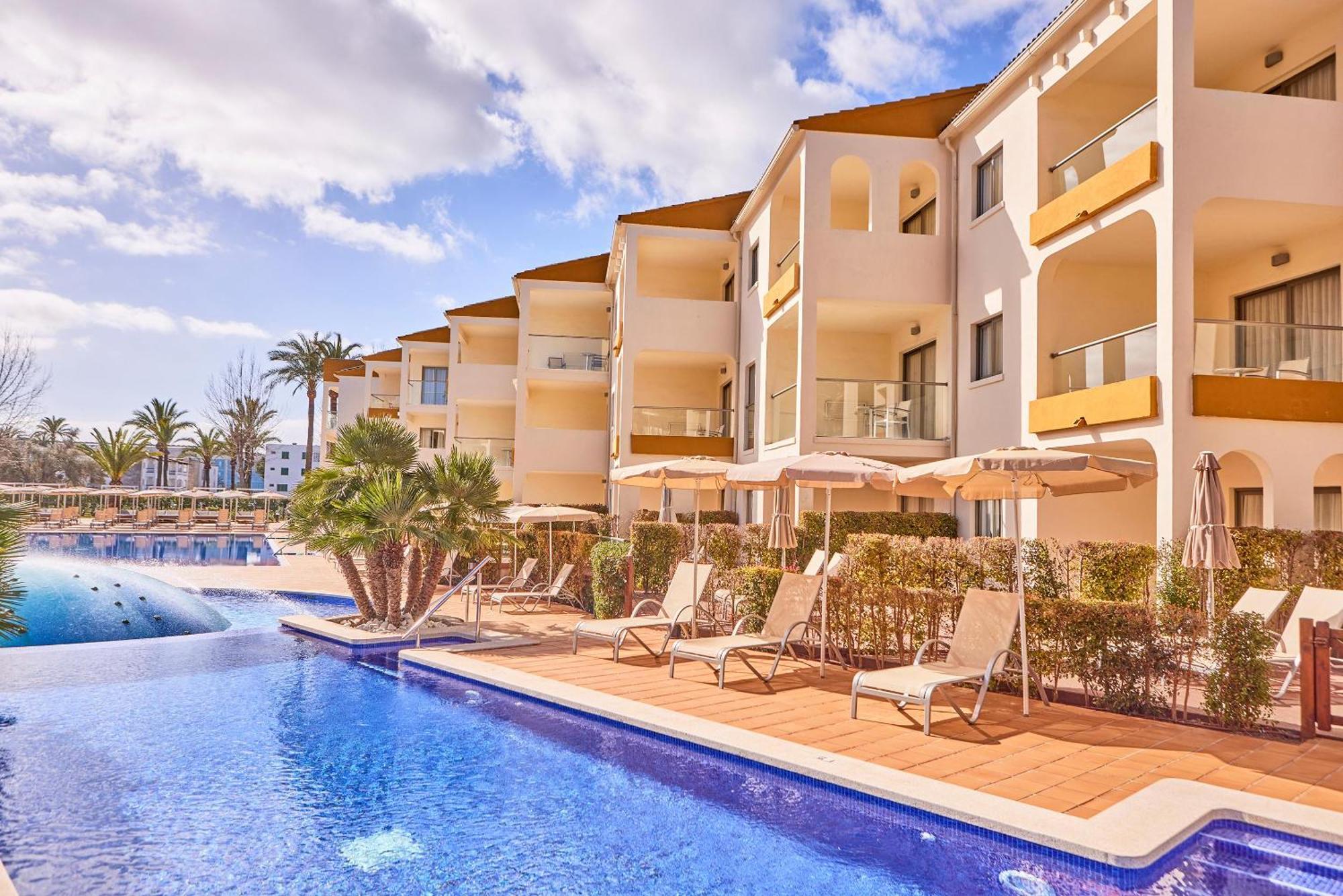 Zafiro Tropic Aparthotel Пуерто де ла Аркудия Екстериор снимка