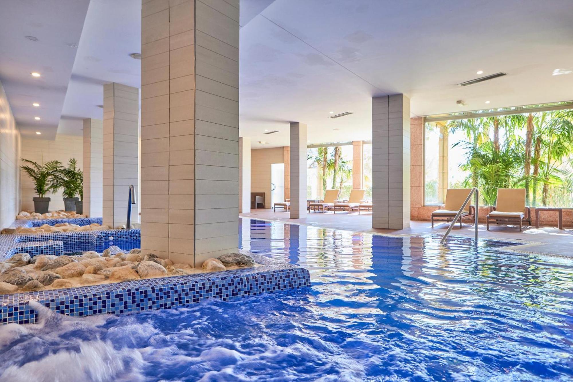 Zafiro Tropic Aparthotel Пуерто де ла Аркудия Екстериор снимка