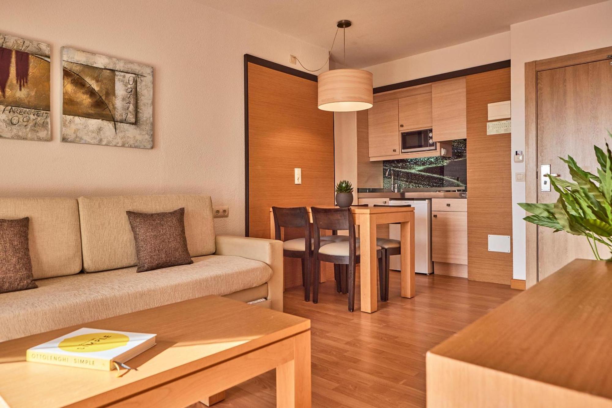 Zafiro Tropic Aparthotel Пуерто де ла Аркудия Екстериор снимка