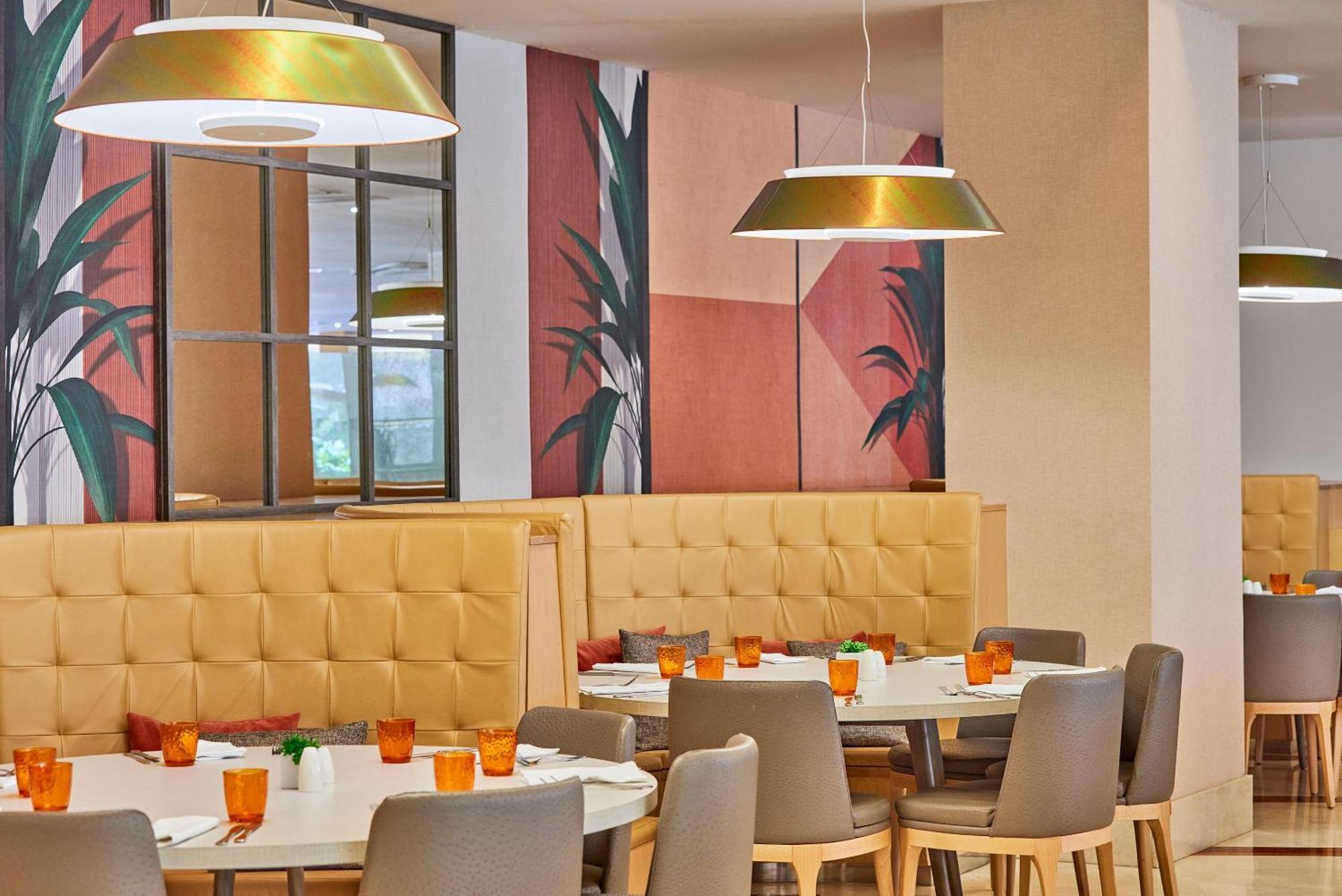 Zafiro Tropic Aparthotel Пуерто де ла Аркудия Екстериор снимка