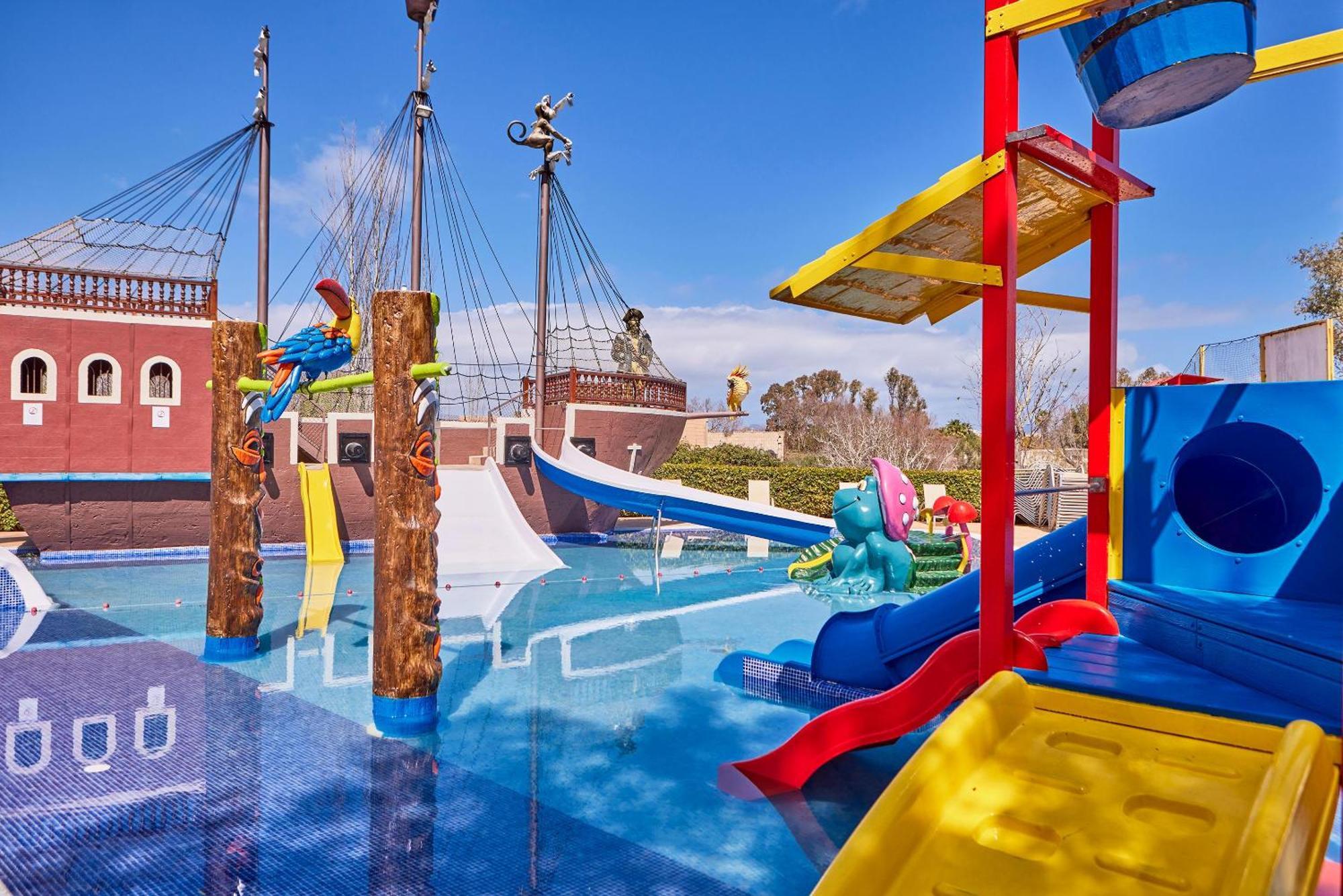 Zafiro Tropic Aparthotel Пуерто де ла Аркудия Екстериор снимка