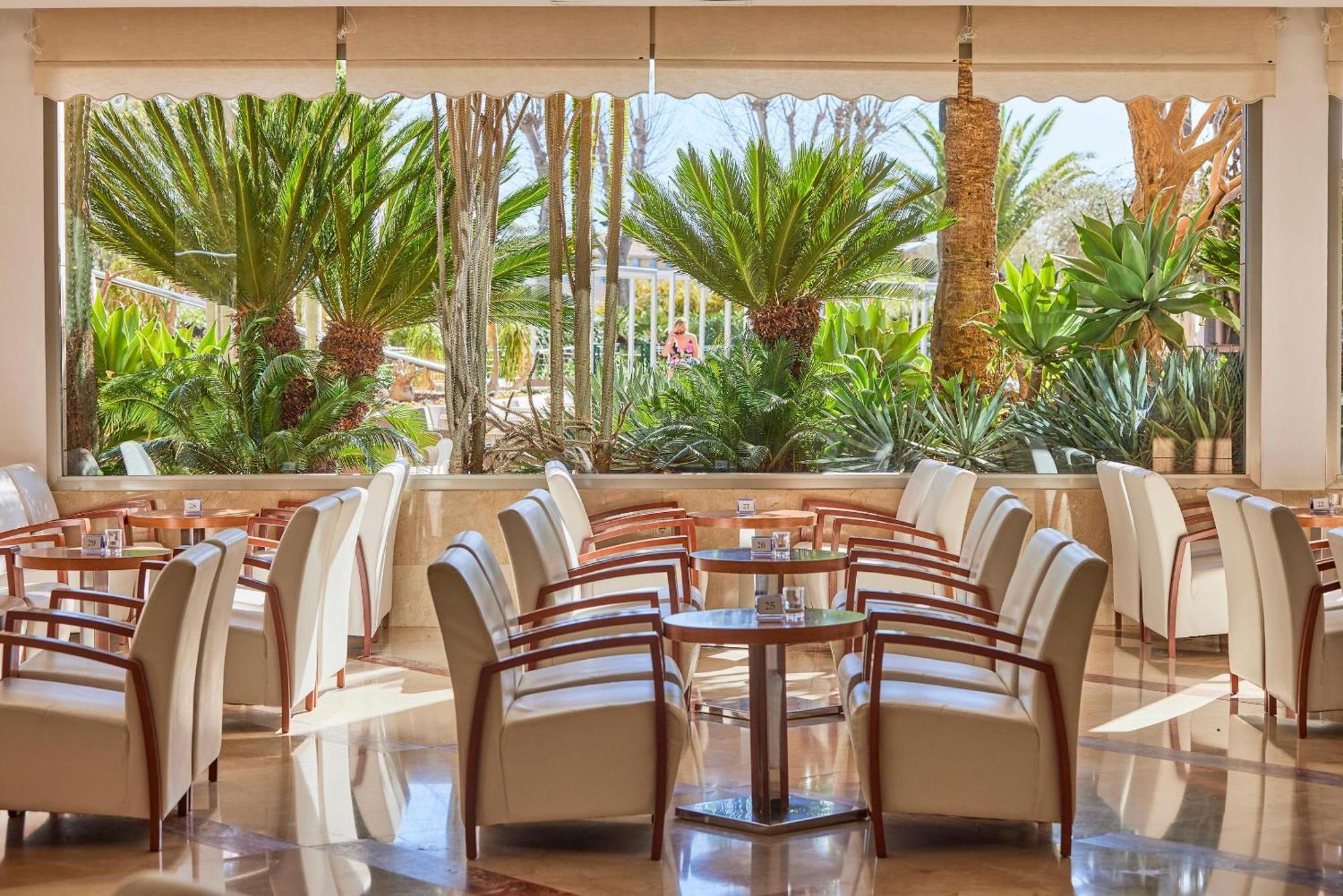 Zafiro Tropic Aparthotel Пуерто де ла Аркудия Екстериор снимка